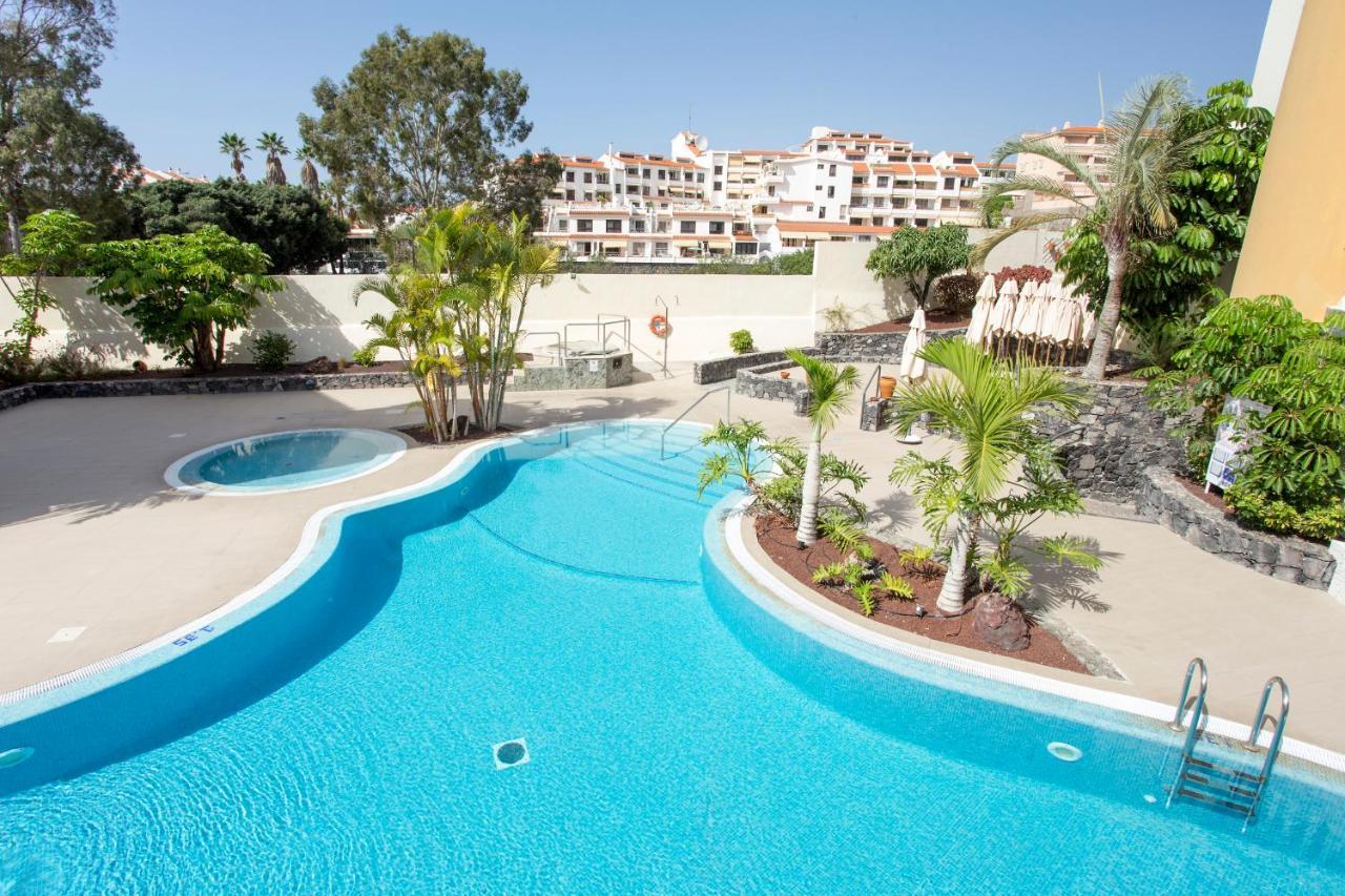 Atlas Suites Tenerife By Enjoyahome Лос Кристианос Екстериор снимка