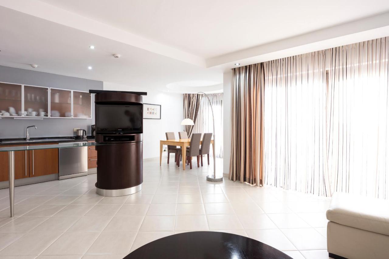 Atlas Suites Tenerife By Enjoyahome Лос Кристианос Екстериор снимка